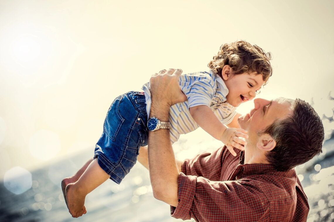 dad with toddler